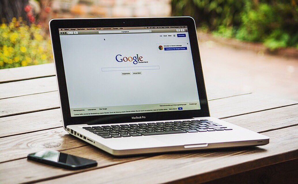 TSRJournal's tweet photo. #Google has pledged to ensure that 100% of its “Made by Google” products incorporate recycled materials beginning in 2022. The company is also committed to making all of its hardware shipments carbon neutral by 2020. https://t.co/NXp0yUMIOB    #tSR #asugreen #carbonneutral https://t.co/jR9kXNmIhX