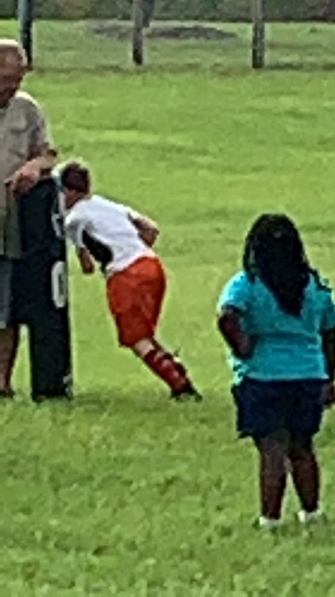 RecruitKLeen's tweet photo. Future Red Devil, Fisk Sherman working his DL skills on a Monday night! https://t.co/LNbfhMiJpi