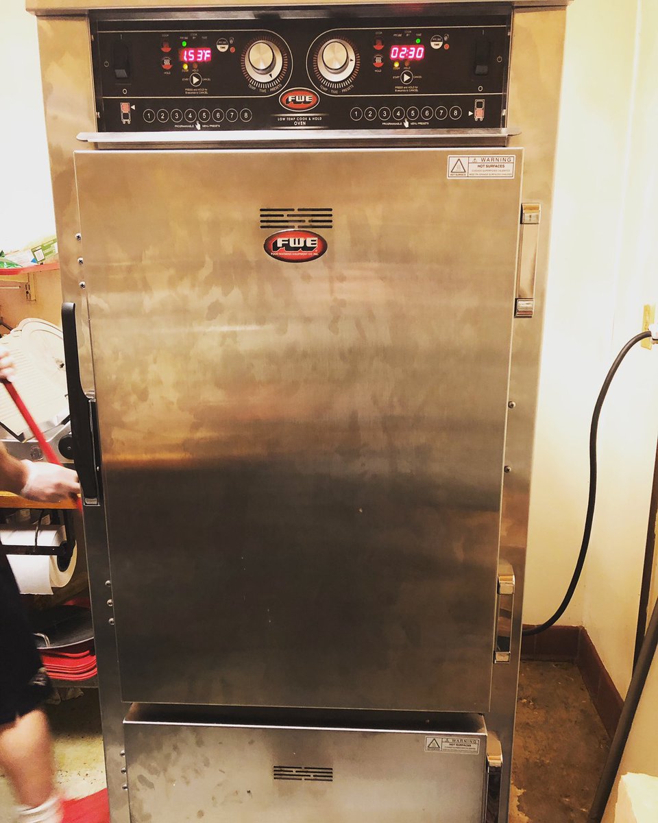 MidProReps's tweet photo. @foodwarmingequipment Cook&Hold ready to do work. Set, programmed, and ready to go. Bring on the beef!
#fwe #cookandhold #midproreps #wheresthebeef https://t.co/JKNo97H05B
