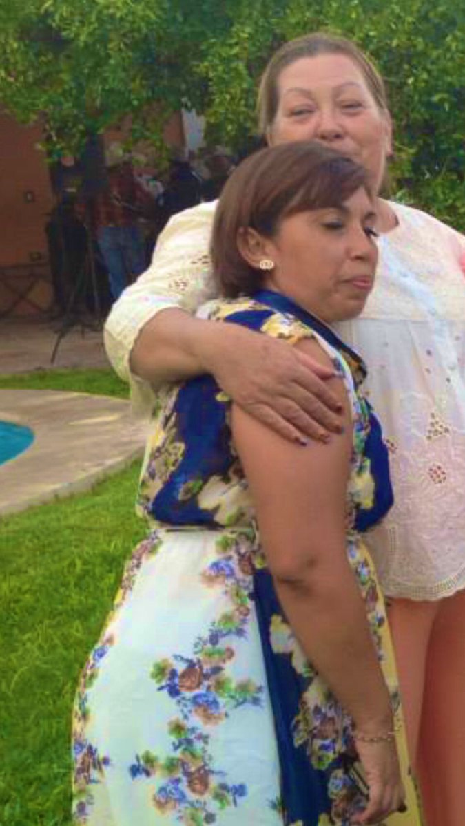 claudiaeibag's tweet photo. Era mi lugar más seguro!!! Como te extraño!!! Los días sin ti ya no son los mismos!!!! #teamoyextrañotanto #conmimami https://t.co/wZYpplMCsv