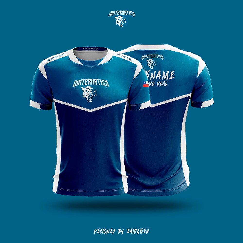 #CR | ¡LA EQUIPACIÓN DEL LOBO!🐺🤩

Tras una larga espera ya está aquí nuestro diseño de camiseta técnica oficial ⭐, agradecer a <a href="/Zaircken/">Sarten/</a> por su gran talento y paciencia🖊️

Ahora sí que estamos listos y equipados para derrumbar cualquier cosa que venga💥

#WinterIsComing❄️