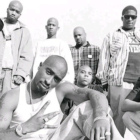 Группа outlawz. 2pac feat outlawz. Моприм шакур и тупак. Outlawz - all out [jay z, mobb deep, biggie smalls diss] original. 2pac outlawz.