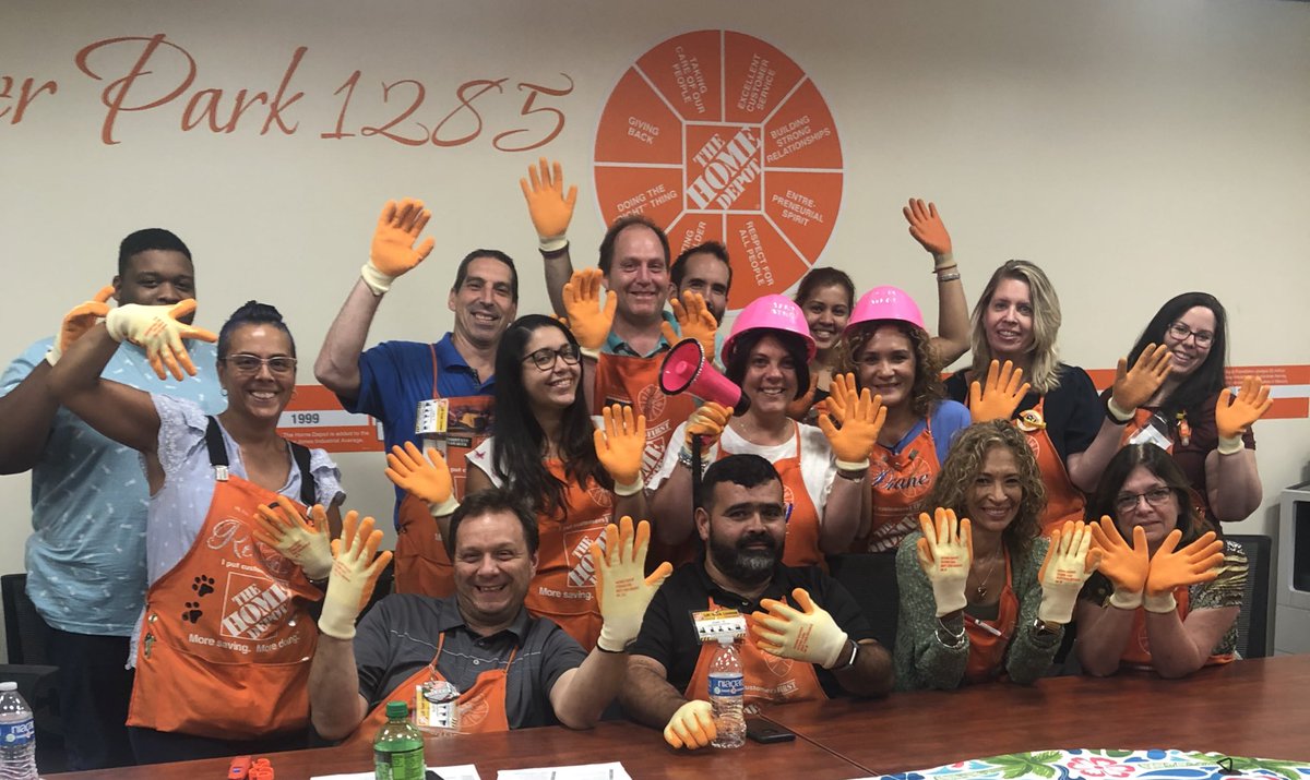 dlw877's tweet image. Deer Park 1285 where safety is always personal. At 165 days safe we are all committed to working safe as a team. 
👍🏻🙌🏻😁👍🏻🙌🏻😁👍🏻🙌🏻😁👍🏻🙌🏻😁
#safetyispersonal #whyIworksafe