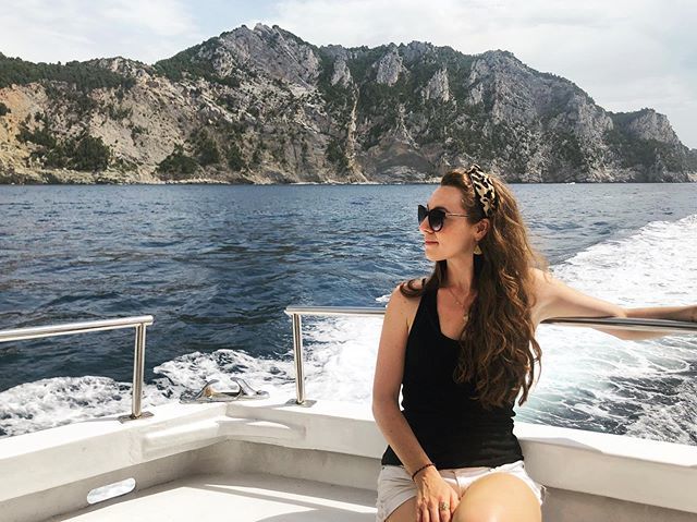 kimbos_slice's tweet photo. I still feel the boat moving beneath my feet. I think in broken Italian and I keep expecting to see the Royal Clipper crew every time I turn a corner. ❤️ Feeling so much gratitude for last week’s adventure. https://t.co/SaB15xYzsw