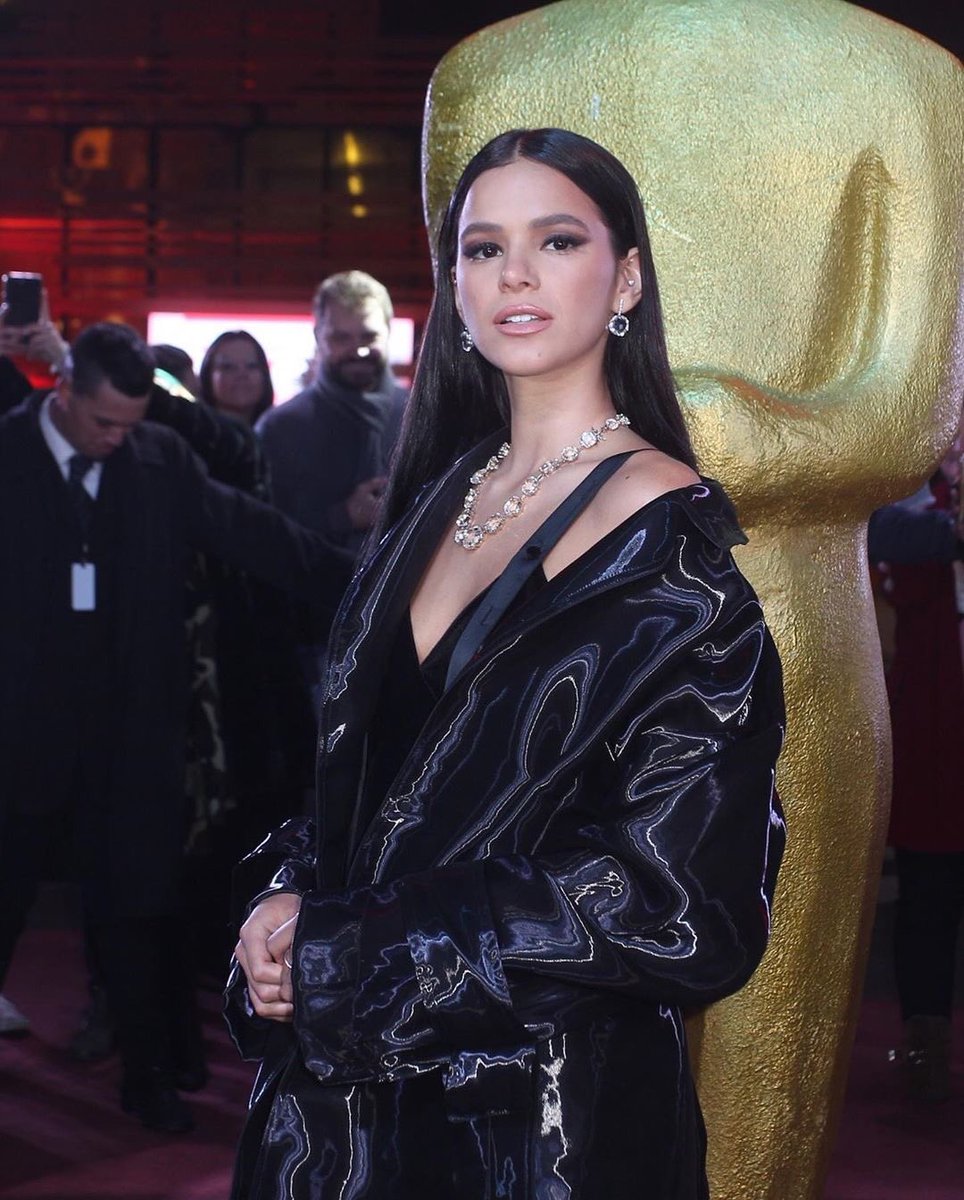 coitaldreamer's tweet photo. que orgulho eu tenho de ti. voa meu amor 🖤 @BruMarquezine https://t.co/SAEsXbE4He