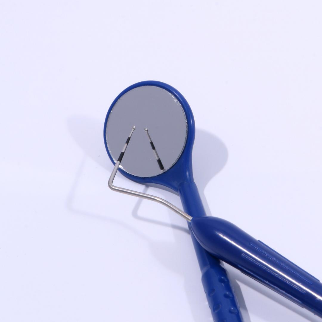 SingleUseDental's tweet photo. The D2004 is great for complete assessments. Our combination probe has a CPITN-C tip ideal for standard #periodontal exams and a Williams for in-depth measurements. The probe markings are easily identifiable and in accordance with WHO guidelines.

https://t.co/7vNy9Ix9K8

#Dental https://t.co/9au7ujrTXT
