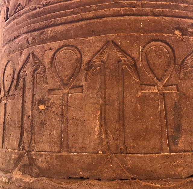 victor_cuervo's tweet photo. El poder y la vida. #edfutemple #temploedfu #llavedelavida https://t.co/Q0dwp276KR