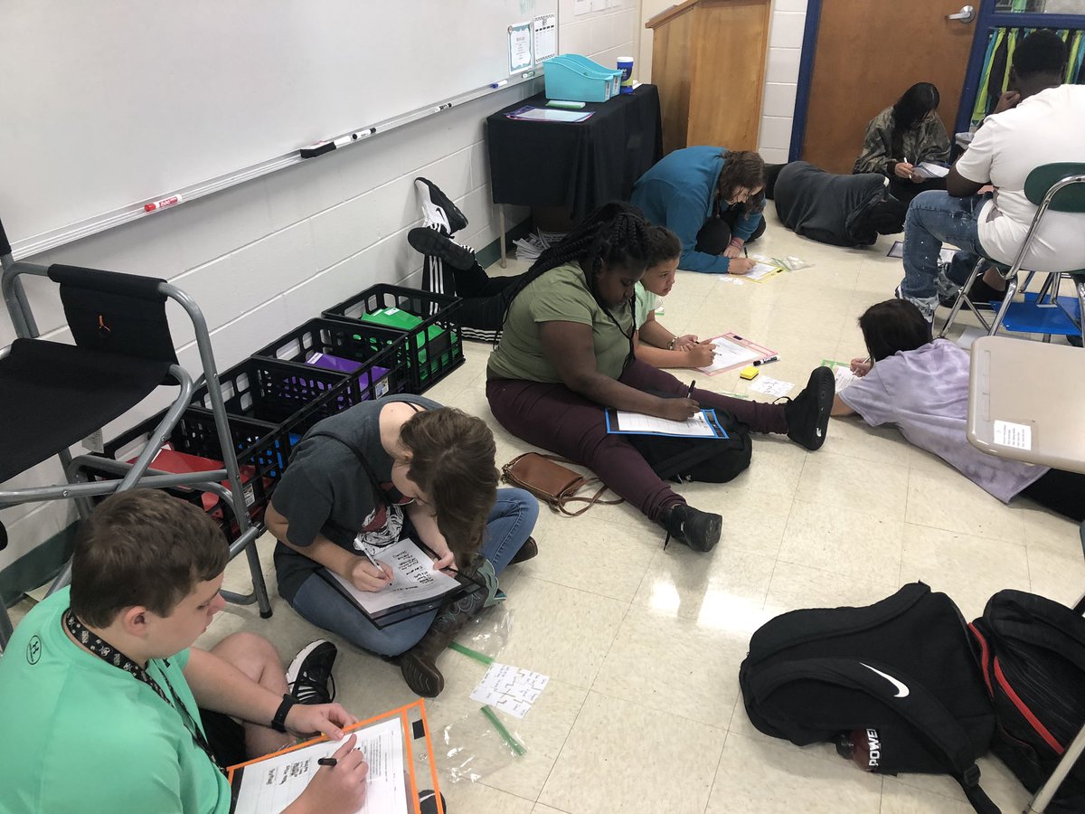 MrsSandsELA's tweet photo. From annotations to constructed responses to literary elements jigsaw puzzles, it has been a VERY productive first week in room 817! Here’s to a great 2019-2020 school year! https://t.co/V2oGRiKq68