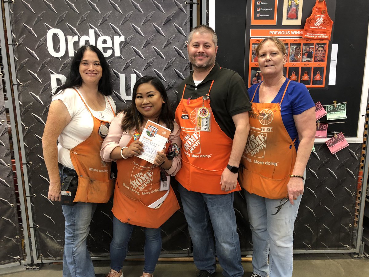 So <a href="/CereneTHDiaz/">Cerene Jae Diaz SSS</a> has been recently promoted to SSS, &amp; the service desk dept approached upper management on giving Cerene a homer award b/c of how GREAT of a LEADER she is. There’s no other way to say it CERENE YOU ARE KILLING IT!!! &amp; we appreciate you!