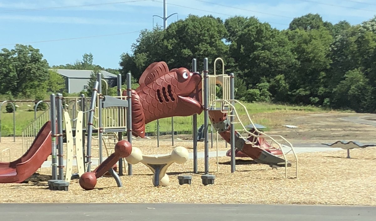 mary_wolverton's tweet photo. Today, teachers at our new elementary schools, were able access the building.  The excitement and energy was evident with every staff member I interacted with this morning. Classroom furniture being delivered, media center being set up....#AHSchools#great.community https://t.co/B5F9gJVS0M