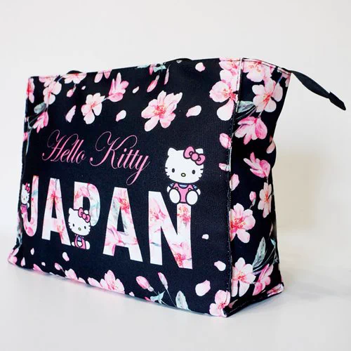 HELLO KITTY JAPAN <トートバッグ>お土産とファッションを融合させた人気ブランドROBIN RUTHとのコラボレーション桜を散りばめた日本らしいデザインのトートバッグがあすなろ舎オンラインショップで発売です。サンリオ #キティちゃん #robinruth #ロビンルス 