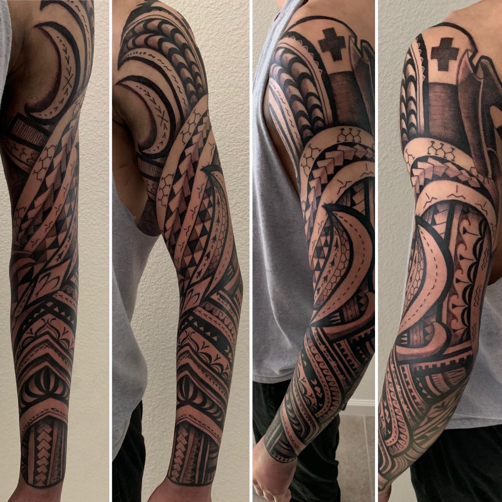 scketchpulu's tweet photo. #scketchpulu #polynesiantattoo #tonga #tongantattoo #tongansleeve https://t.co/tGHF4oSewO