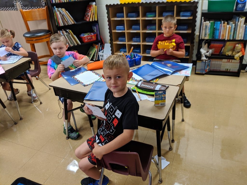 CNEElementary's tweet photo. First graders with their letters on the best first day ever! #esbestfirstdayever #TheRocketWay https://t.co/0MmAvEHTRL