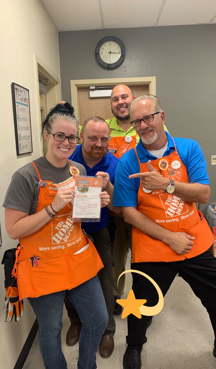 chelzyb20's tweet image. Thank you Service Desk lead Christianne for doing a fantastic Job running the VOA team this past year !! We appreciate you ma’am .