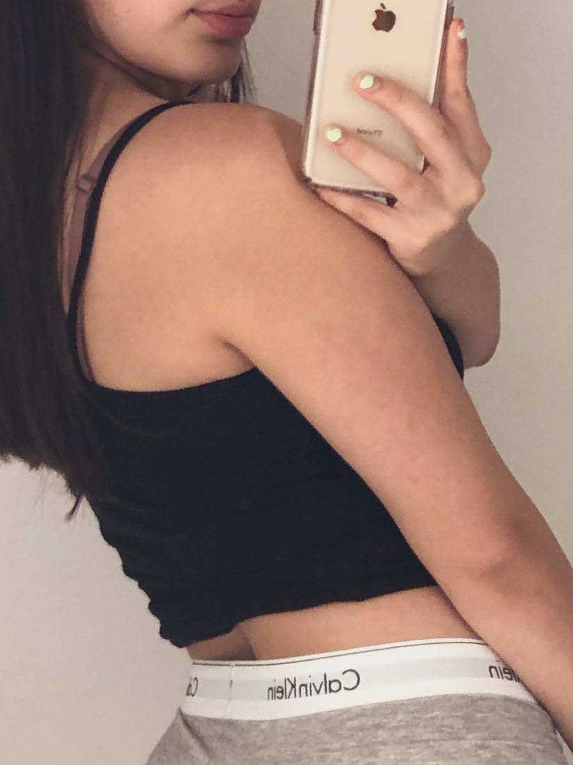 melinaccccx's tweet photo. (: https://t.co/UWEh4tYw1v