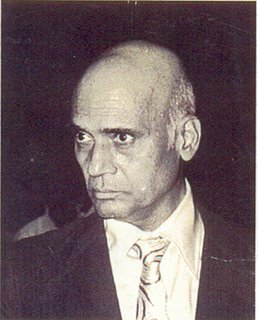 rakranjan's tweet photo. Dekh Lo Aaj Humko Jee Bhar Ke........khaiyam is no more. https://t.co/rk1rPXnAaJ