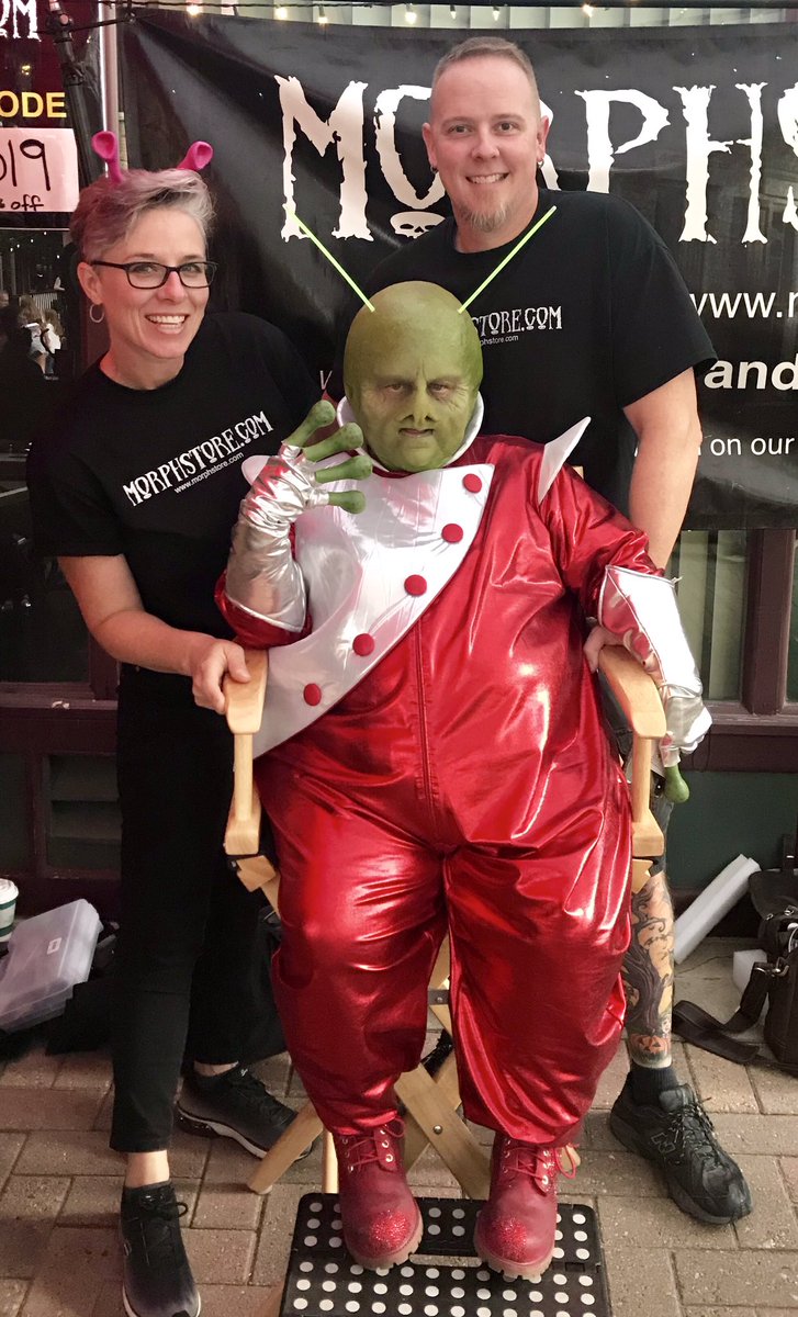 lgwinfl's tweet photo. Having an AMAZING time representing the #Regals in Colorado! It’s such a beautiful part of the country & a wonderful escape from the Florida heat! So happy I can wear my #KeepinItRegal sweatshirt🤣 #MonsterDayGreeley was a BLAST! @Morphstore CAN’T WAIT to come back next year! https://t.co/rxvta1IWFD