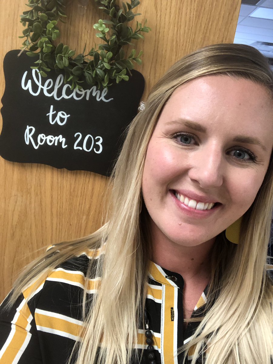 Mrs_Stamm's tweet photo. I just wrapped up my sixth Meet the Teacher at AJB! I can’t wait to get to know all my new kiddos! #AJBthePlace2Be #TeamSeguin https://t.co/83weyBWymX