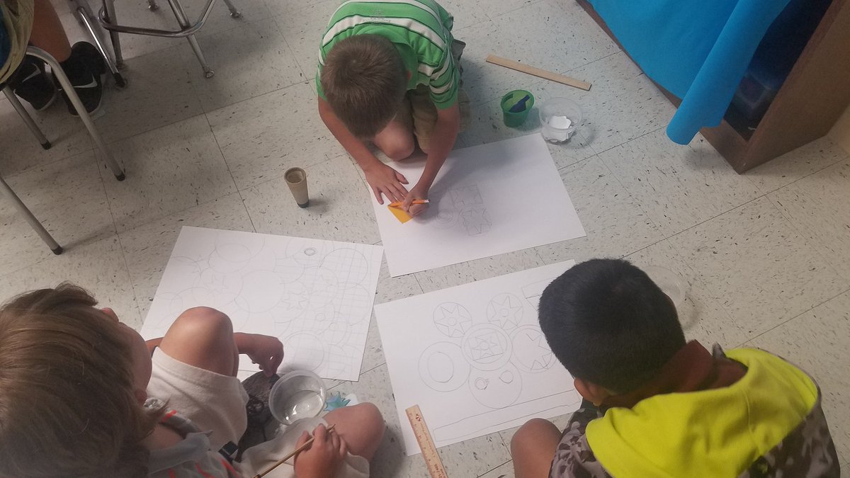 krycarroll's tweet photo. A.L.T class had amazing creativity happening!!  We are going with our mistakes to create abstract art!!  No erasers!  #CCESstartsstrong #CCbulldogpride https://t.co/9kAkNvfmGB