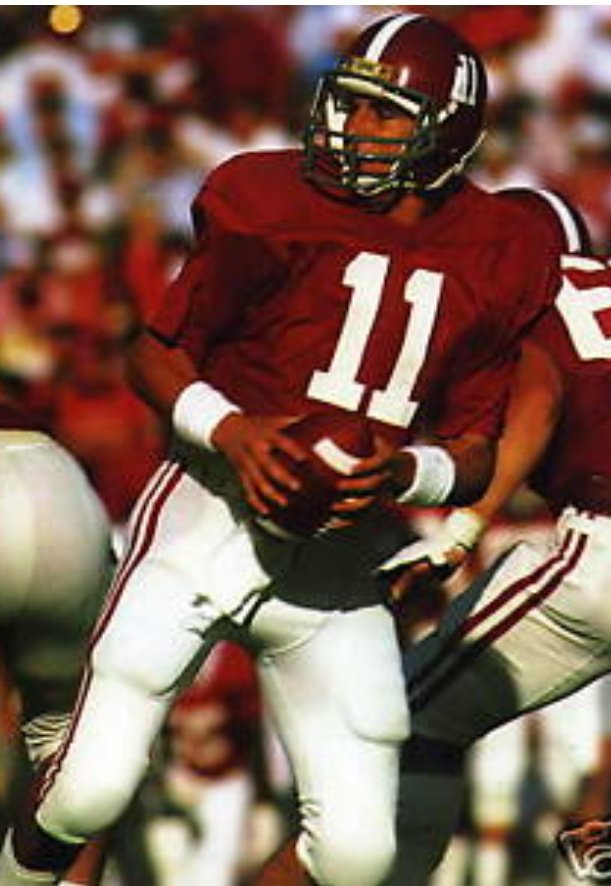 TidalTowel's tweet photo. 11 days 'til #DukevsBama. Former #Bama great #11
#MikeShula Order your #TidalTowel at https://t.co/bwhMzL8hS8 and become #Bama's number 1 fan! #RollTide
#TidalTowelUp
@garyharris_wvua https://t.co/UckSoJN8Ud
