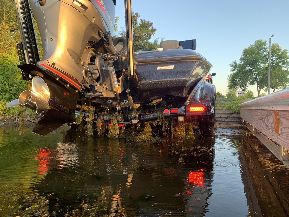 Without a Weed Stick 😱🤬🥺😩
With a Weed Stick 😏 no problem! #CleanDrainDry #invasivespecies #lakelife