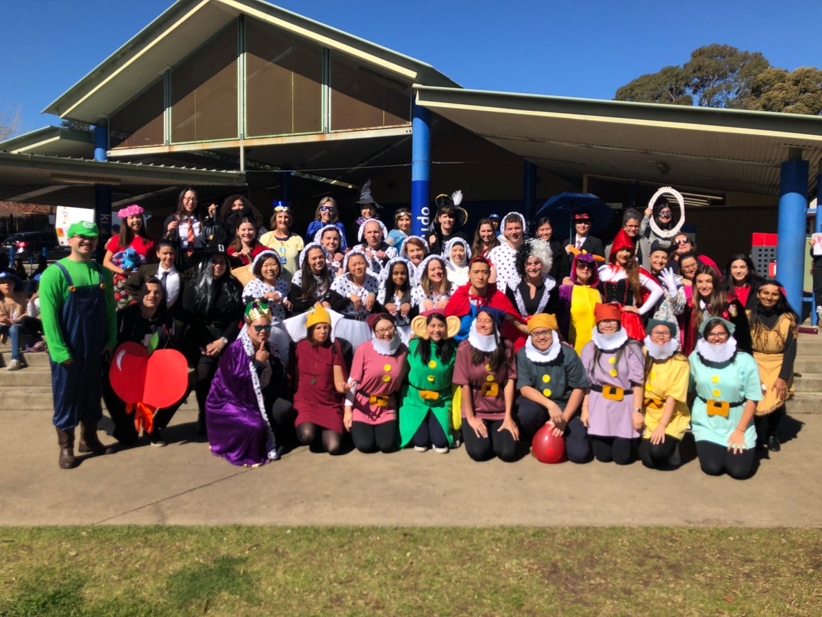 Our teachers LOVE to dress up! Happy Book Week! <a href="/CBCANSW/">CBCA NSW Branch</a> <a href="/TheCBCA/">The CBCA</a>