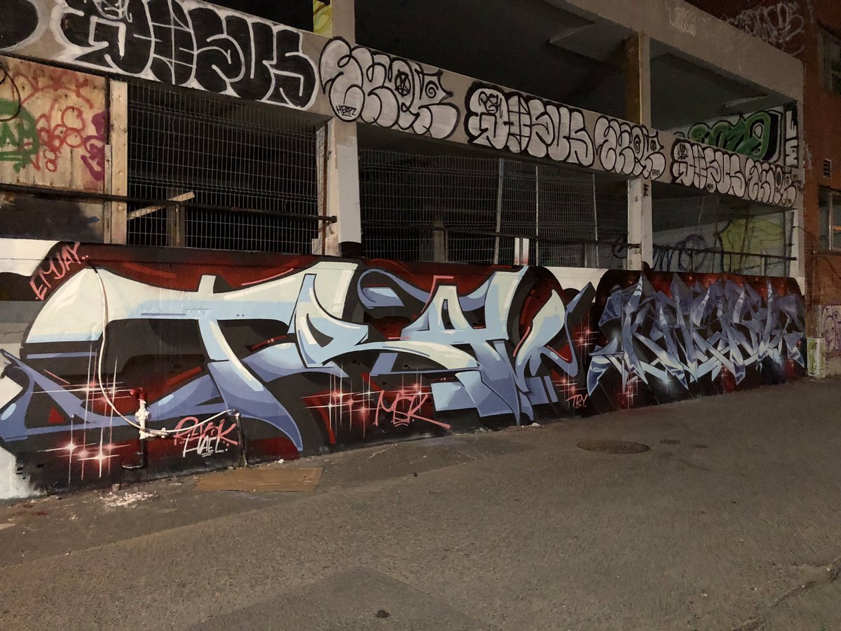 SHouleDrapeau's tweet photo. Les artistes KWEST et TRAV MSK ont profité de leur passage au festival Up Here à Sudbury pour laisser leurs signatures sur le mur légal de graffitis.  #UpHere5 @UpHere #icino #Sudbury #graffitiart https://t.co/SZSSpBu2tk