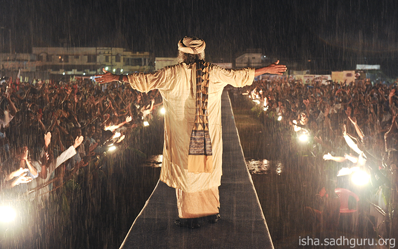 SadhguruJV's tweet photo. This is what life is about – something bigger than ourselves must happen. That is the significance of these millions of years of evolution. #SadhguruQuotes https://t.co/OpuyrKSypI
