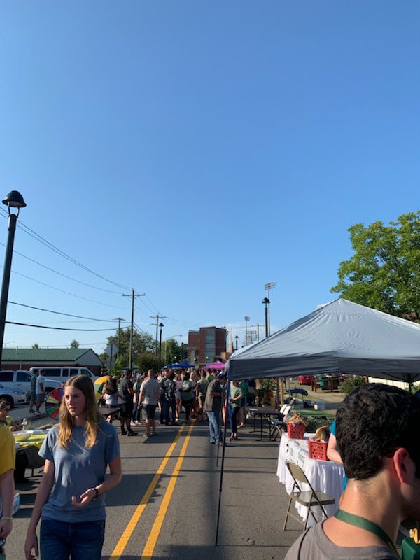 AtuHASociety's tweet photo. our hospitality society booth at the involvement fair was a success! We had numerous people not only from our department stop by to learn all about our program. Thank you for everyone who came out and supported and won wonderful prizes! https://t.co/9WkDiGUVm3