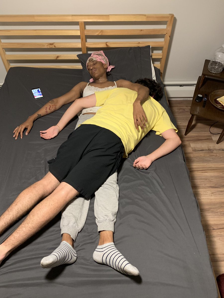 sceneboyvarcee's tweet photo. had to use da homie as a blanket dey had ran out https://t.co/GecS6DOxvl