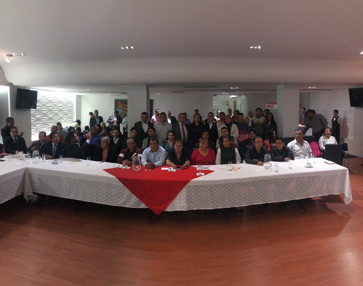 Isaías González tweet media