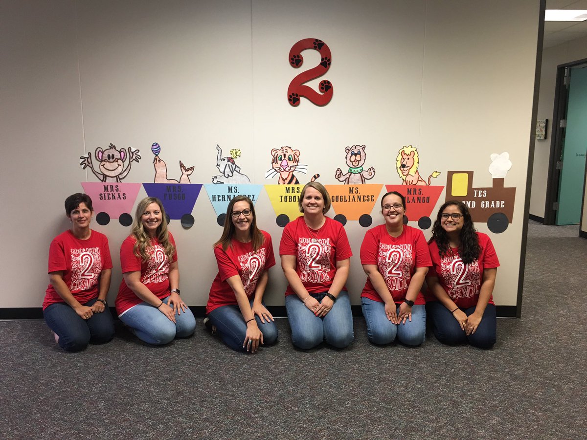 MrsCoachTobola's tweet photo. Exciting year @TISDTES starts tomorrow #ilovesecondgrade #TomballFirstDay https://t.co/wYoo3fuJ11