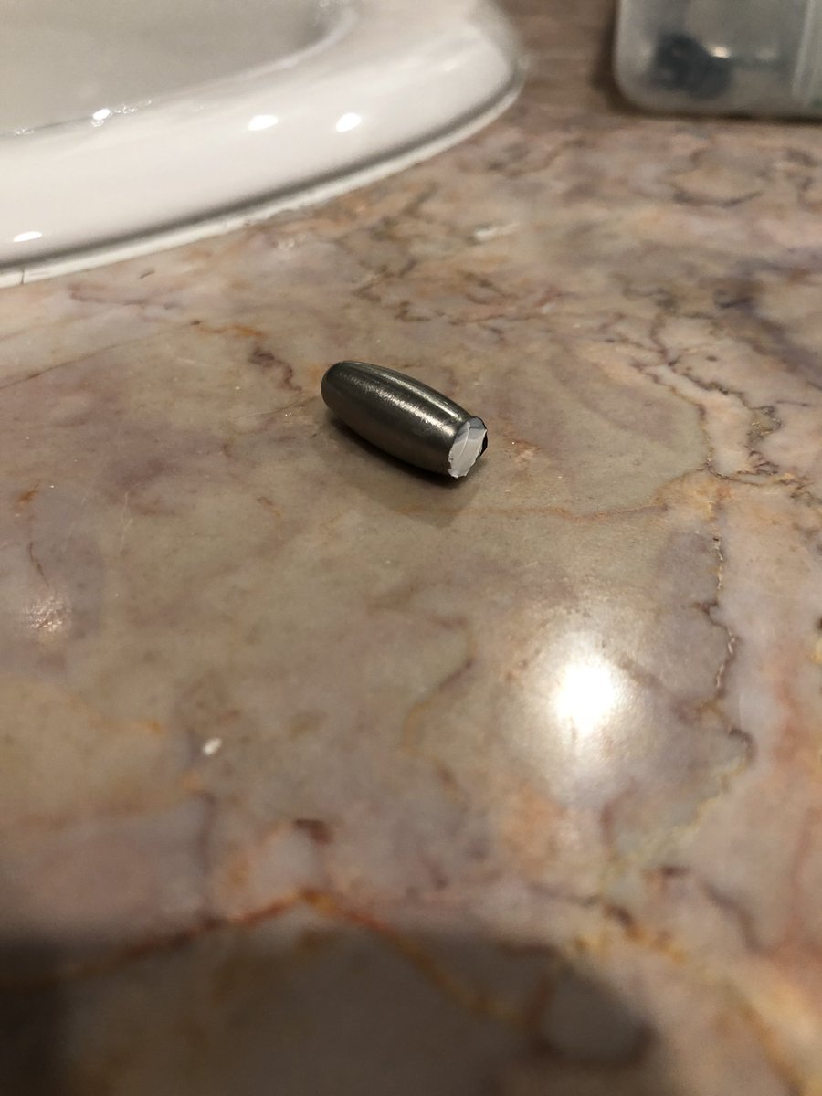 JeremyMyers43's tweet photo. Hey @deltafaucet where can I get a replacement switch? It snapped when switching from standard to a heavier stream. I don’t want to have to buy a replacement, it works great! Thanks!! @HomeDepot https://t.co/QrxJaxU8NQ