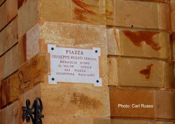 MafiaExposed's tweet photo. R.I.P. GIUSEPPE RUSSO, police lieutenant gunned down by the Corleone mob August 20, 1977. Despite posthumous charges of brutal interrogating, he’s still honored by Sicily’s anti-Mafia community.
#Mafia #Sicily #Ficuzza #truecrime #antimafia https://t.co/14xD4LHMej