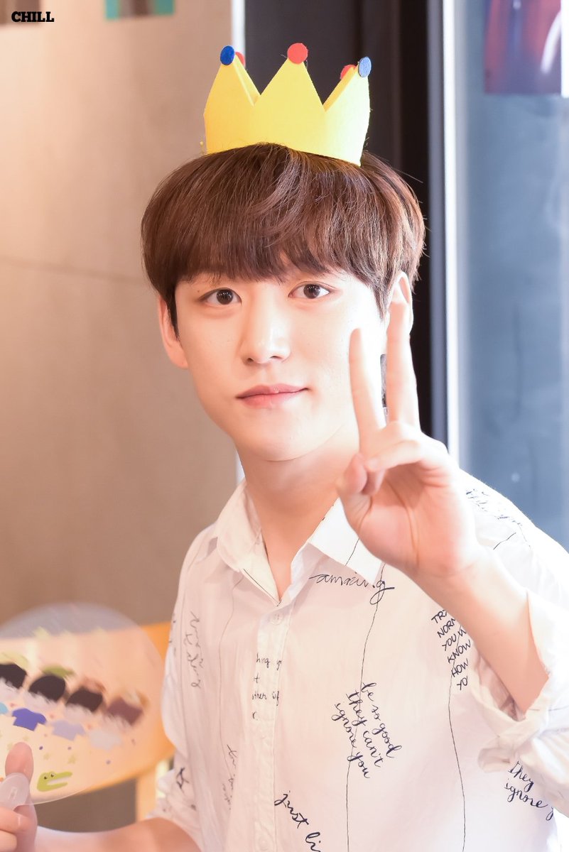 CHILL0511's tweet photo. 190816 데뷔 2주년 카페🎉
#열혈남아 #HBY  #마르코 #규혁 #지산 https://t.co/JGzxxx0gDw