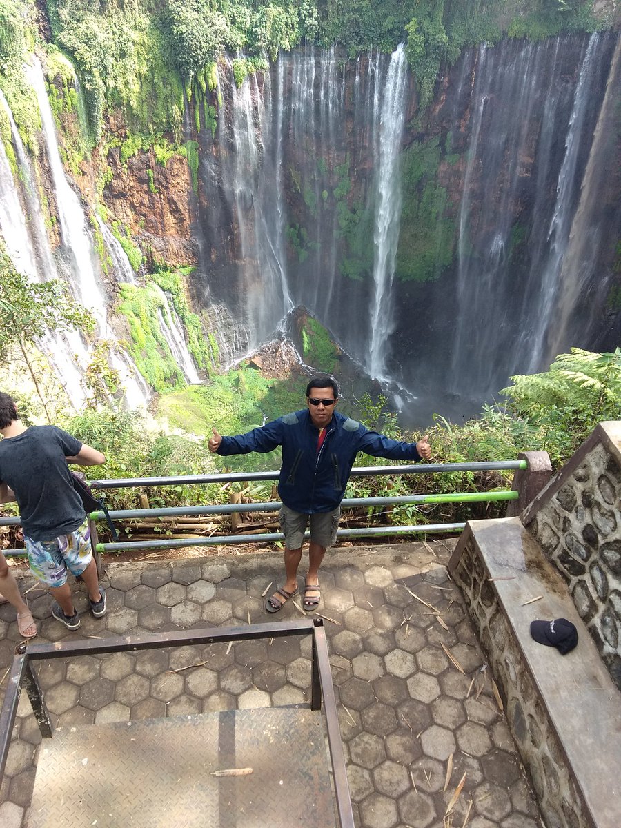 RioFahadh1's tweet photo. #coban_sewu_lumajang
#لومجنغ https://t.co/ggrsxSjEnP