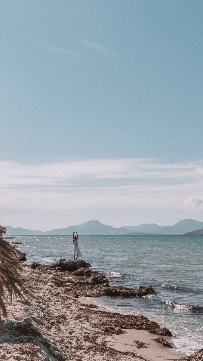 ConveyTheTravel's tweet photo. How I safe money for travel - you can do it too 🌏🌿 https://t.co/S1nwXzbvu6 https://t.co/EaxdbyecOa