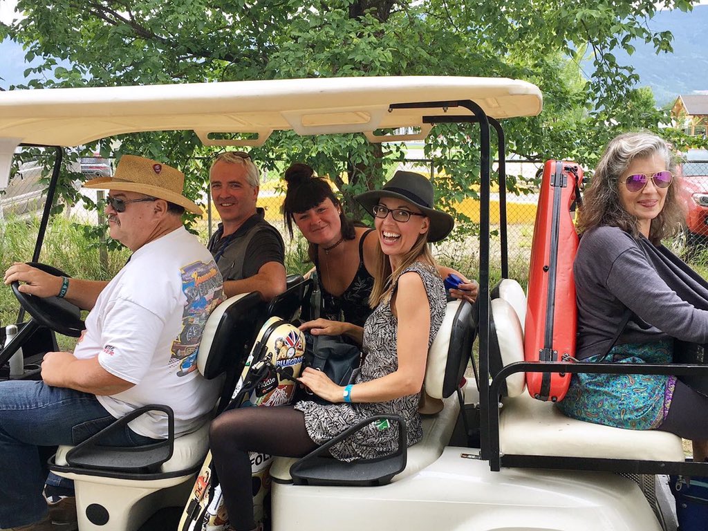thebachands's tweet photo. Solid cart crew after the Rosin Your Bow workshop at @RootsandBlues in Salmon Arm! It’s been a lovely weekend! 💕💕 https://t.co/K0Wd3GfvLq