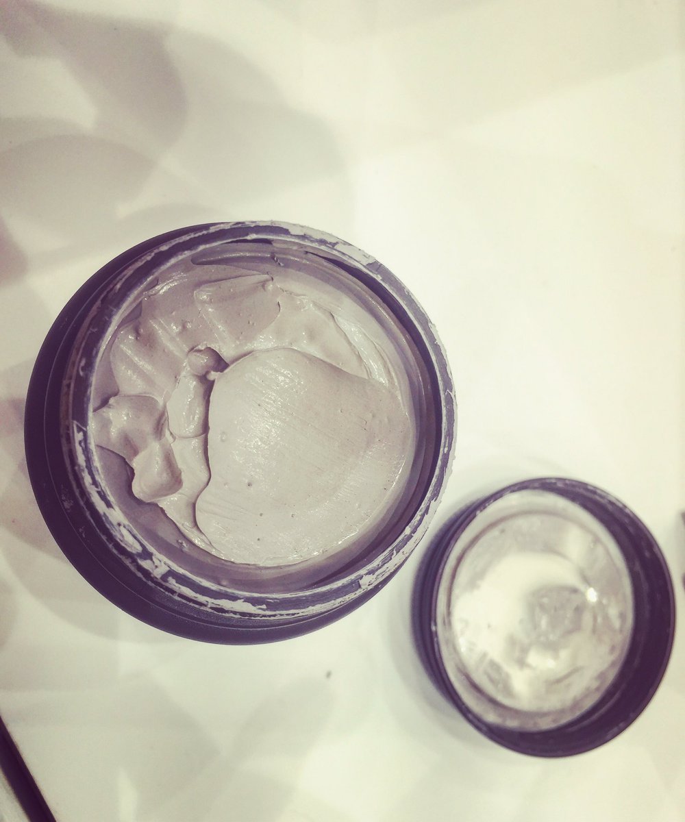 mitalishahi's tweet photo. if you looking to buy 👈🏼#cleansers #masks we have a #Korean #brand in #India #Innisfree @ecoinnisfree #innisfreeindia and there #volcanicclaymask is one of the #highlyrecommended #products after #organic #multanimitti #mIstyle #fashionblog #fashionblogger #styleblog #styleblogger https://t.co/OGLrZPzC71