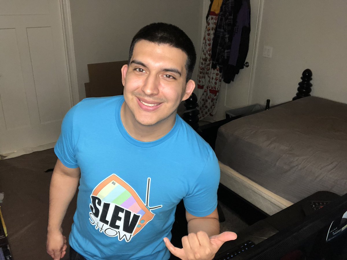 TeaBairr's tweet photo. Ayeee!! Guess what?!
We are freakin live !
AND we rockin my boy @Slev_86 's merch! Im literally winning every single game !
Link in my bio!(: #fortnite #buffthemech https://t.co/p0WyURrQNE