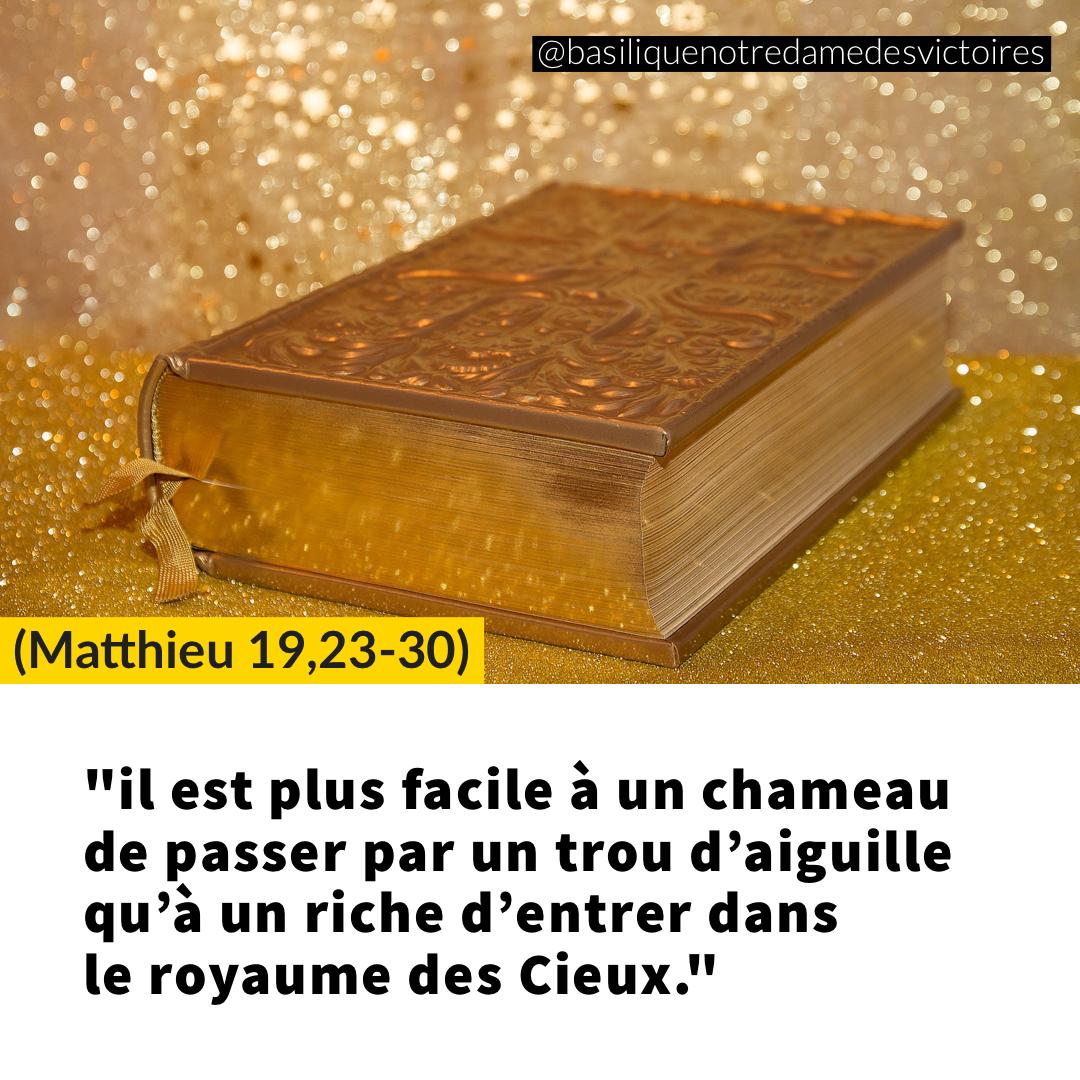 Le temps que nous passons à courir pour acquérir des biens, nous ne le passons pas avec Dieu et nous ne le passons pas non plus dans l’amour des autres. Voila pourquoi Jésus nous dit que l’attachement aux biens matériels nous empêche d’entrer dans le royaume de Dieu.