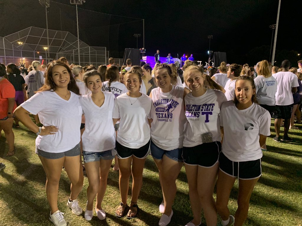 lozano_bridget's tweet photo. T-Week! 💜💜 #tarleton2023 https://t.co/4kSvwfy3Wh