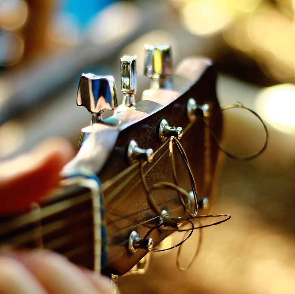 SpaOverdose's tweet image. We all know when that right cord hits your sweet spot, it puts you in a whole new mood ⠀
and that groove ⠀
makes you move away ⠀
from all the cares and worries of the day ⠀
as you sway ⠀
to another place and space to get away...⠀
Hope you embraced this music Monday sweet…