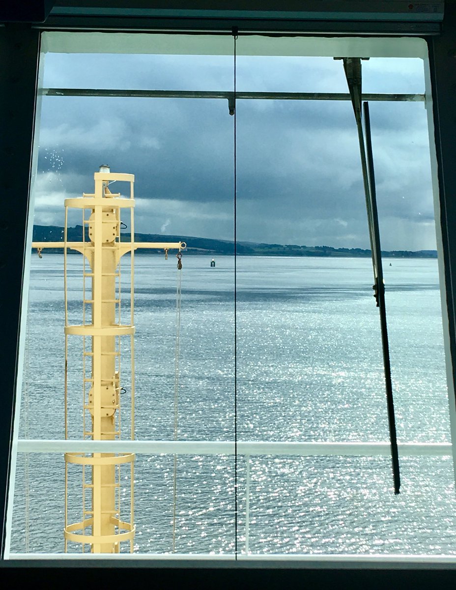 hmsprotector's tweet photo. @hmsprotector sailed this morning for #Antarctica ๐ฆ๐ถ
Weโve turned South for the final time this season and look forward to bringing you the stories of our work and operations as we return to the ice of the #frozencontinent
๐๐ข๐ฌ๐ง @RoyalNavy https://t.co/3fBj4IsDSD