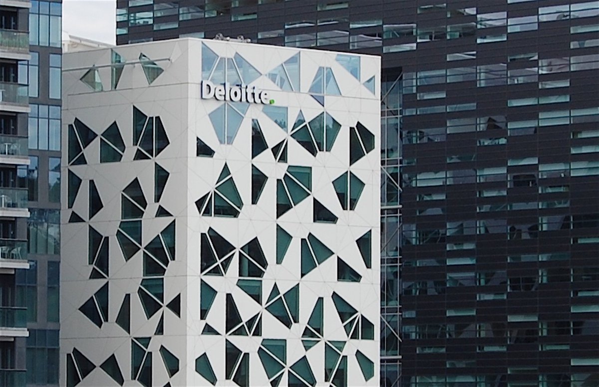 bitcoinagile's tweet photo. Deloitte Launches #blockchain In a Box to Help Enterprises Showcase Tech - CoinDesk #Deloitte #BlockchainInaBox #CoinDesk #Technology https://t.co/GkkNHWdUeA https://t.co/S5Vmiux6xu