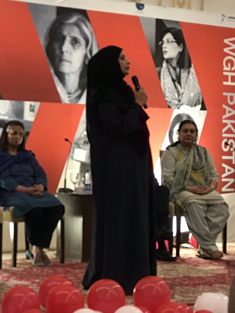 shabnumsarfraz's tweet photo. Farya Habib - An inspiration for #pakistaninurses . Sharing her journey and her aspirations for @NursingNow2020 https://t.co/FXMMYULjkA