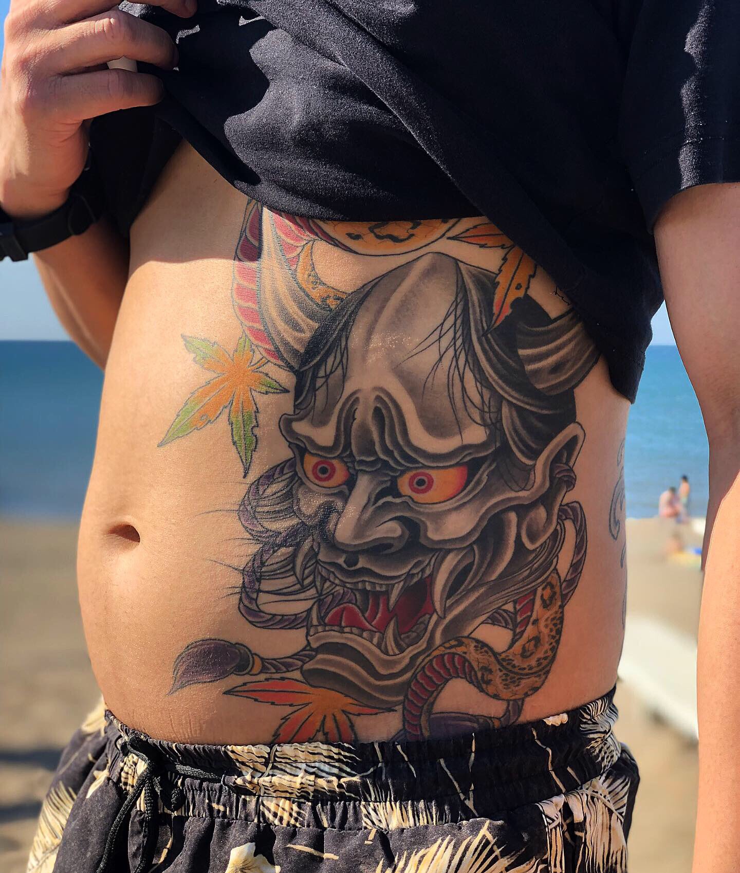 تويتر 彫師美漸 Bizen Art Tattoo Studio على تويتر Nonnon Dpg 刺青を入れることで良い方向に変わってくれる方も多いので それは彫師としてすごく嬉しいです 刺青 タトゥーは 今やオシャレで入れるものですし 隠さず見せることは大賛成です 一部場所にも