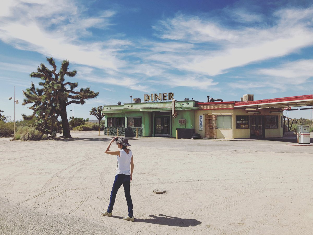 De Los Angeles à Three Rivers, au pied du Séquoia NP, ça a donné ça 😘