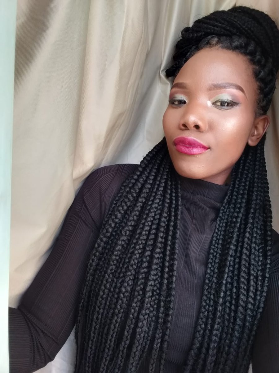 Nompilow15's tweet photo. The make - up for me.. Is doing wonders 😃 https://t.co/MBrClksk7R