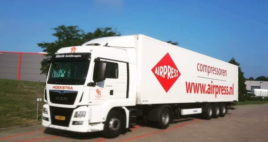 Heeft u hem al eens ergens zien rijden? #vrachtwagen #transport #ontheroad #compressoren #airpress